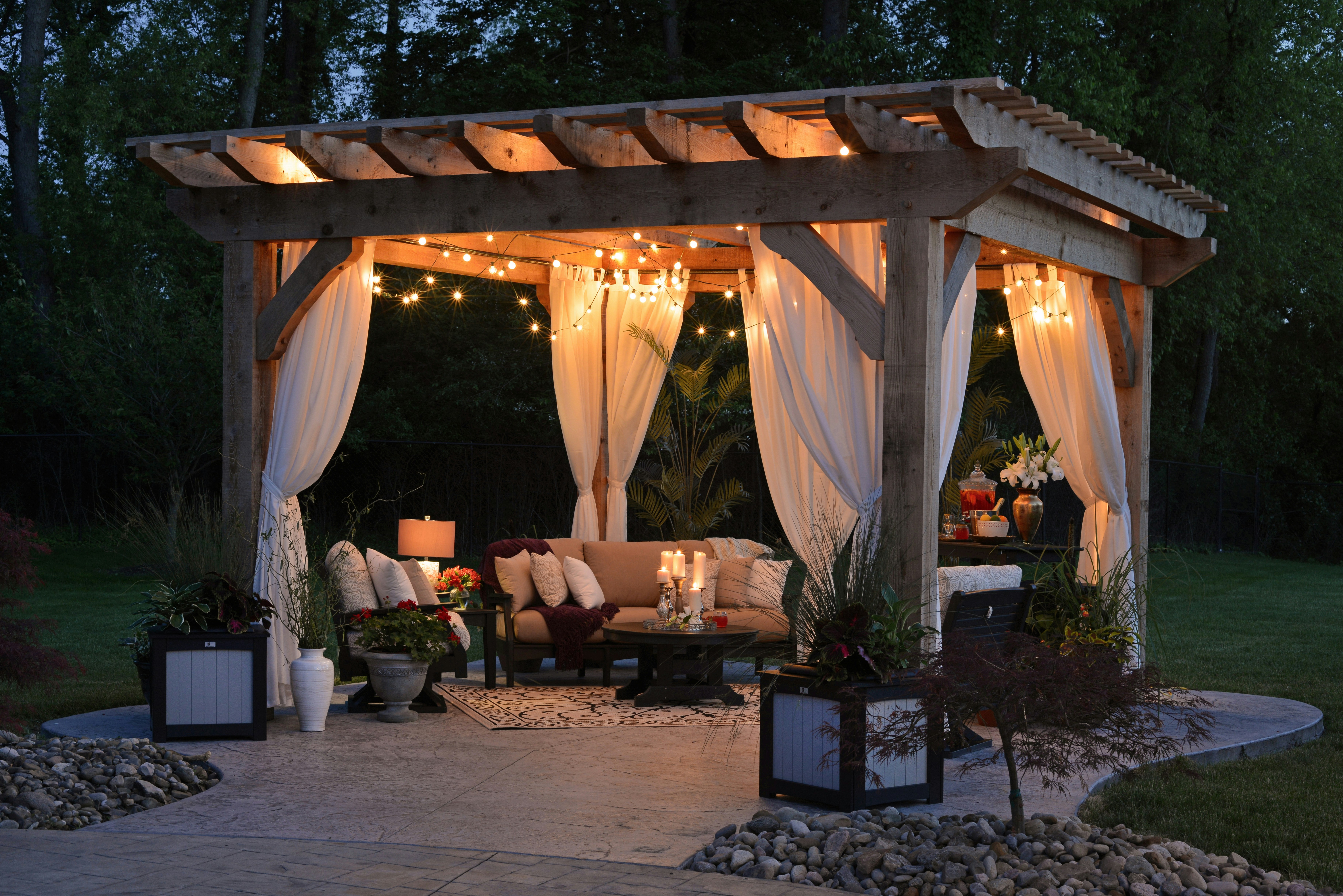 Outdoor kitchen